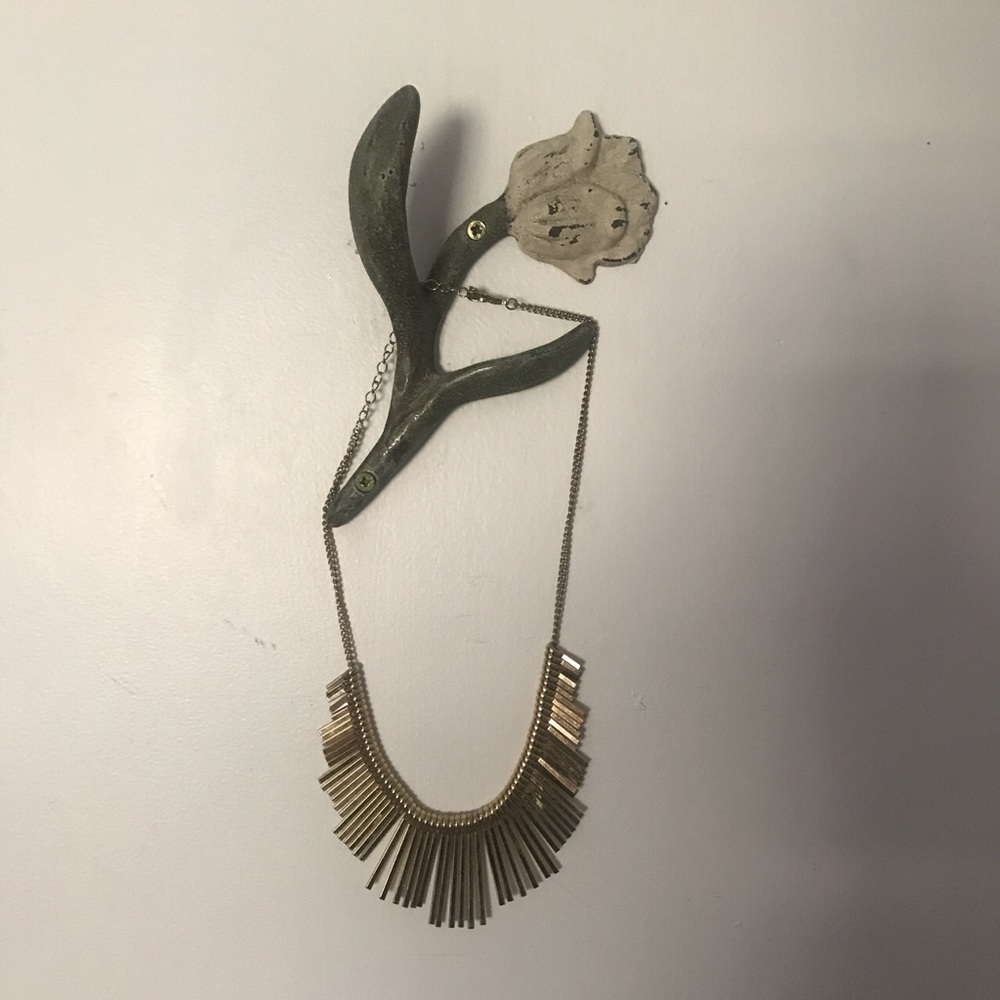 Collar Necklace